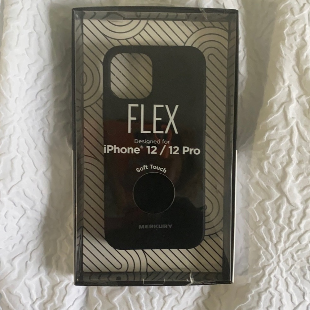 Black iPhone 12/12 pro case